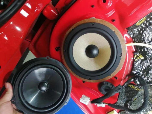 深圳汽车音响改装,福特野马,升级phass妃仕pi 165g3三分频扬声器