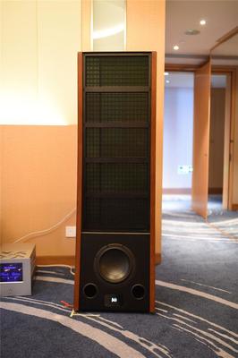 HiFi产品从几十元到几百万元不等:第15届新深圳音响展的浮光掠影