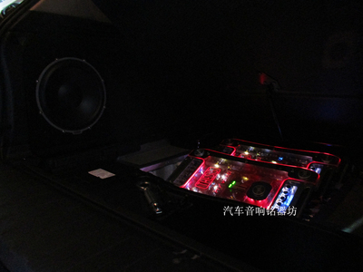 追求极致,深圳非常城市铭器坊宝马X5改装一流汽车音响系统